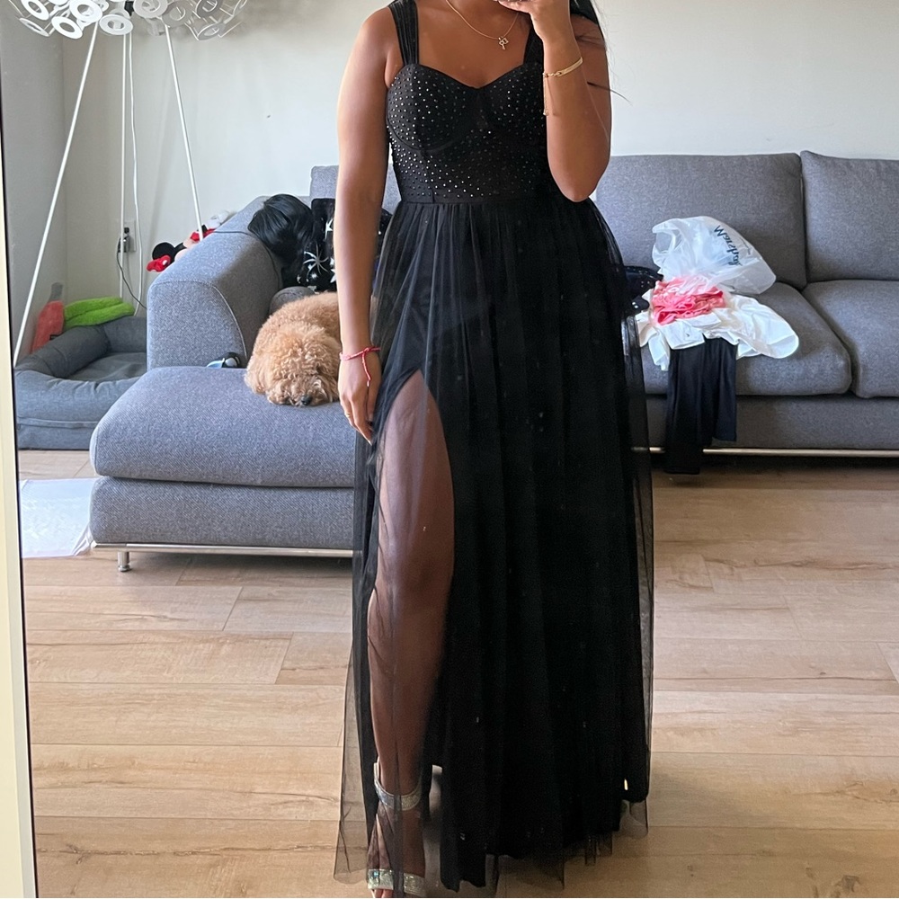 Black dress
